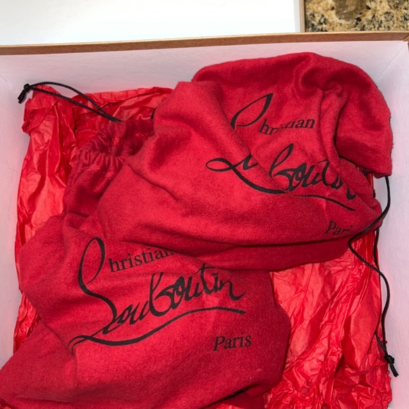 BRAND NEW Christian Louboutin size 37 Clessimo heels - Picture 4 of 6